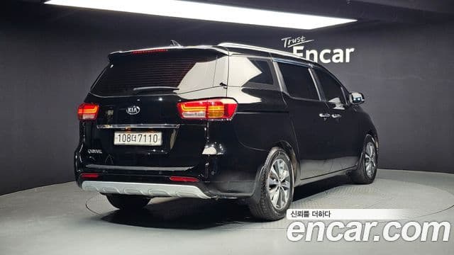Kia All New Carnival Luxury, 2016 2