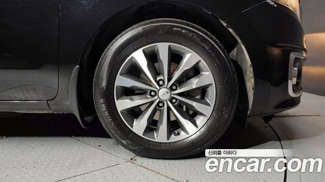 Kia All New Carnival Luxury, 2016 все фото