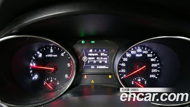 Kia All New Carnival Luxury, 2016 8