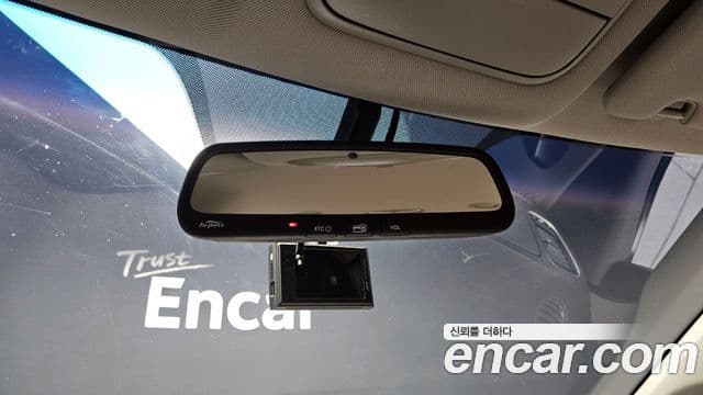 Kia All New Carnival Luxury, 2016 16