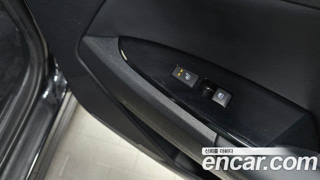 Kia Sportage 5세대 гибрид Signature 2WD, 2022 19