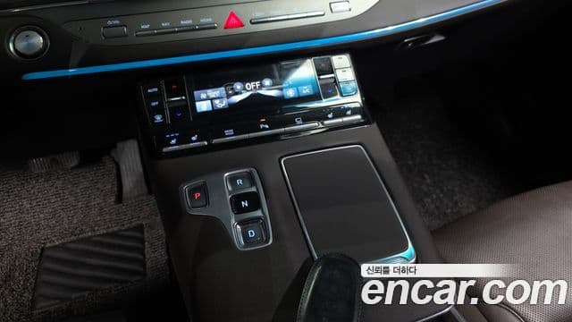 Hyundai The / новый New Grandeur IG гибрид Premium Choice, 2020 9