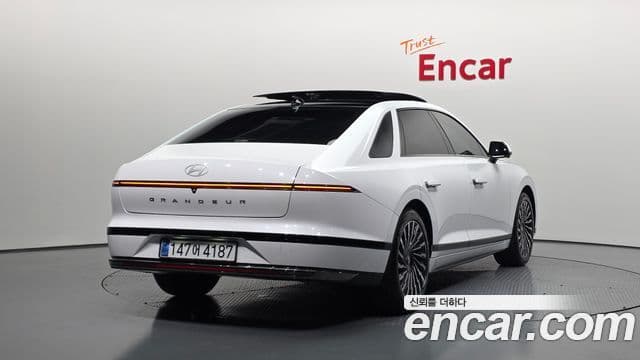 Hyundai Grandeur гибрид (GN7) Calligraphy, 2026 2