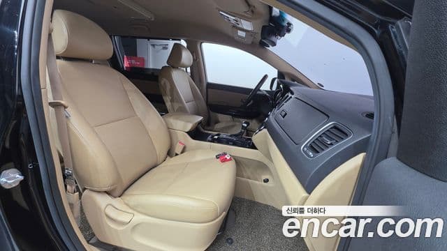 Kia All New Carnival Prestige, 2017 10