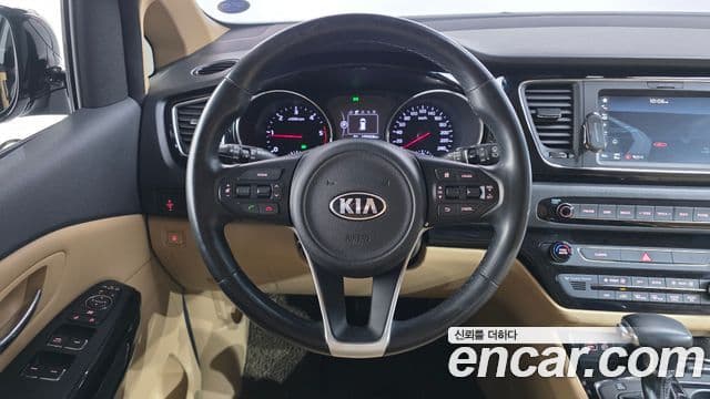 Kia All New Carnival Prestige, 2017 13