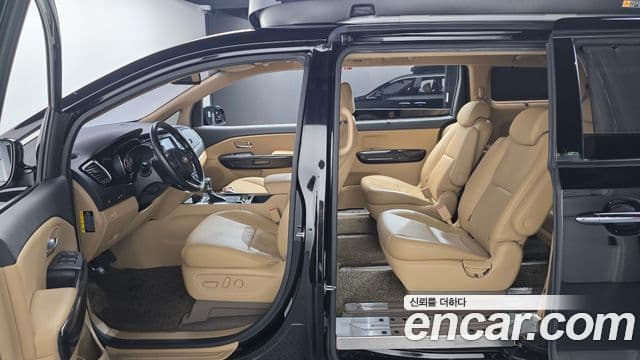 Kia All New Carnival Prestige, 2017 17