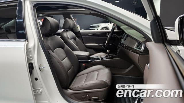 Kia All New K7 гибрид Noblesse, 2017 10