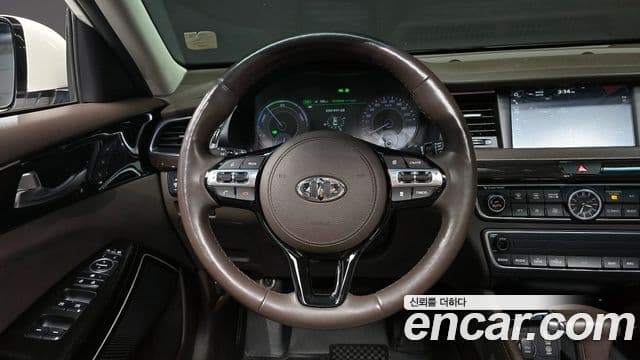 Kia All New K7 гибрид Noblesse, 2017 13