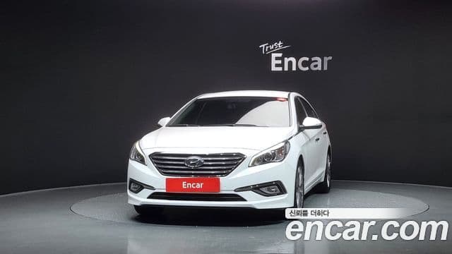 Hyundai LF Sonata Special, 2016 3