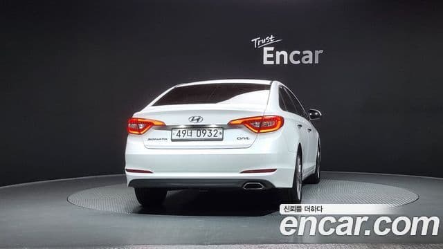 Hyundai LF Sonata Special, 2016 4