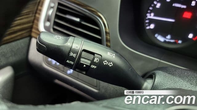 Hyundai LF Sonata Special, 2016 19