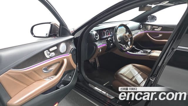 Mercedes-Benz E-класс W213 E63 AMG 4MATIC+, 2018 11