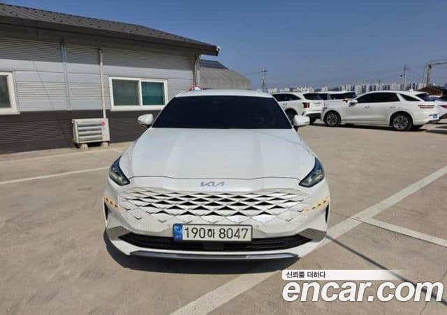 Kia K8 гибрид Noblesse Light, 2023 1