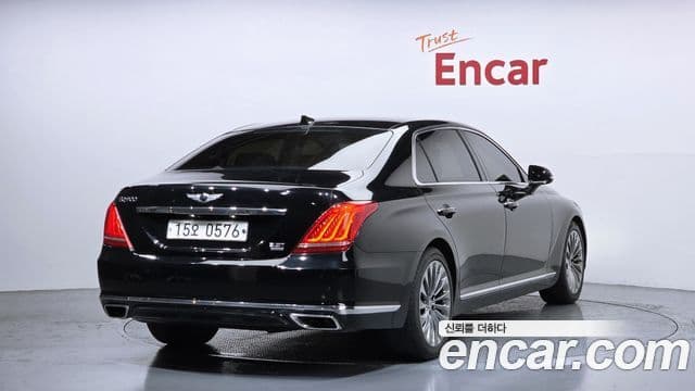 Genesis EQ900 Luxury, 2016 2