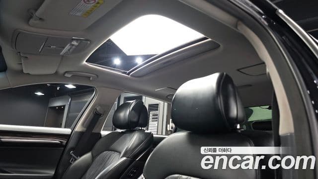 Genesis EQ900 Luxury, 2016 17