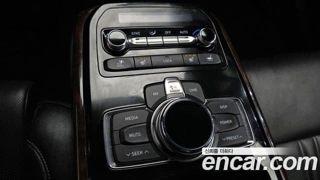 Genesis EQ900 Luxury, 2016 18