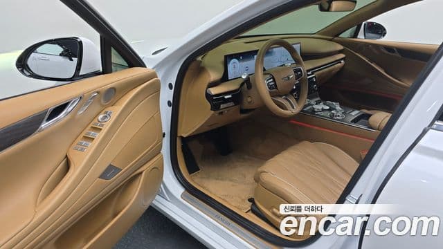 Genesis G80 (RG3) бензин 2.5 турбо AWD, 2025 11