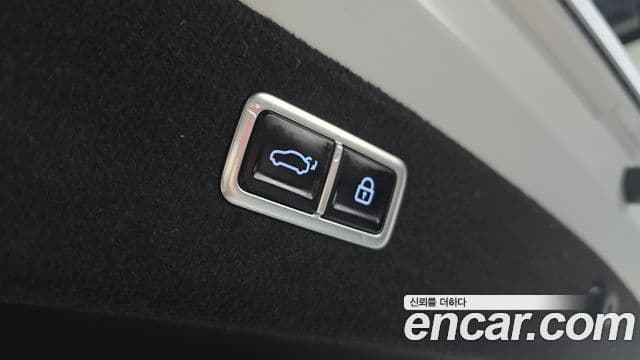 Genesis G80 (RG3) бензин 2.5 турбо AWD, 2025 20