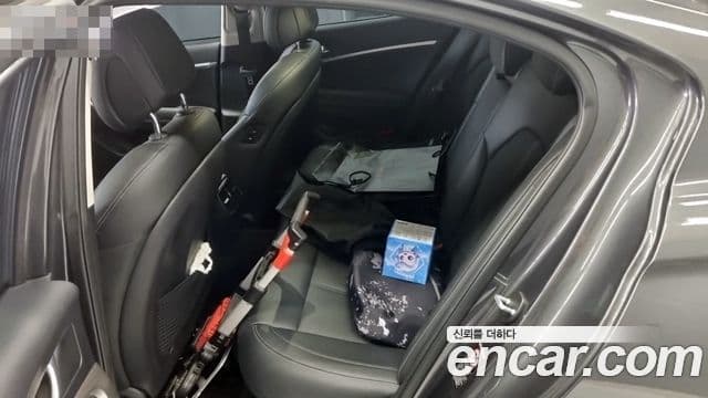 Genesis G70 Advanced, 2019 8