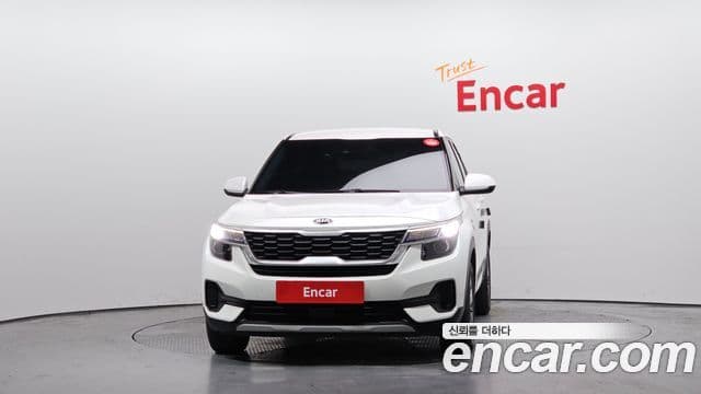 Kia Seltos Trendy, 2022 3