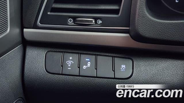 Hyundai Avante AD 1.6 GDI Value Plus, 2018 14