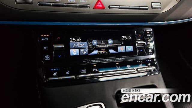 Hyundai The / новый New Grandeur IG гибрид Calligraphy, 2020 18