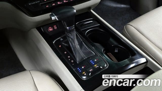Kia All New Carnival Prestige, 2017 9