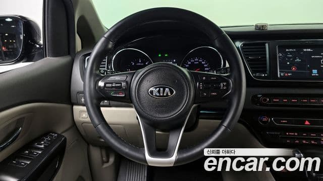 Kia All New Carnival Prestige, 2017 13