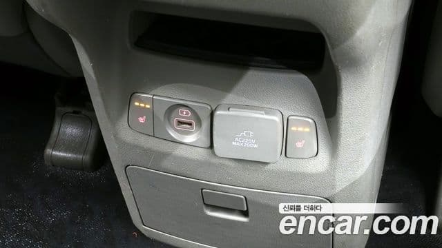 Kia All New Carnival Prestige, 2017 18