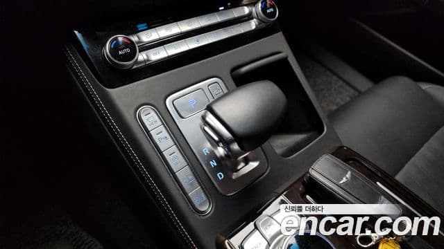 Genesis G90 Luxury, 2019 9