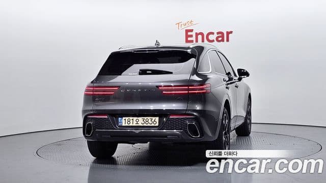 Genesis GV70, 2021 4