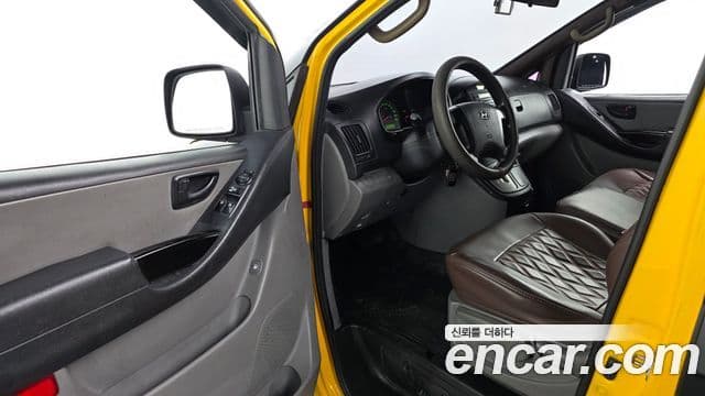 Hyundai Grand Starex CVX Deluxe, 2013 11