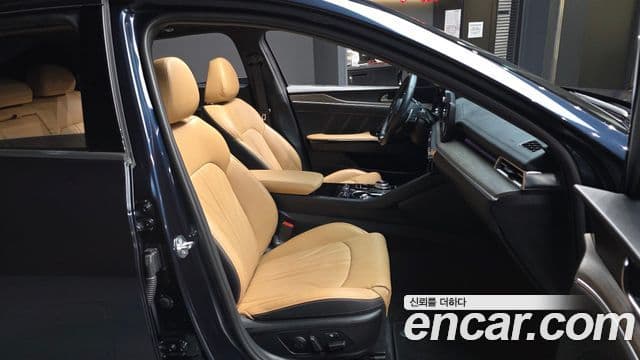 Kia K5 3세대 Signature, 2023 11