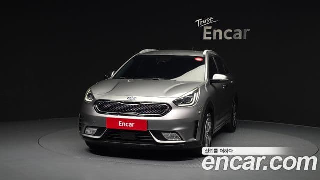 Kia Niro Noblesse, 2018 3