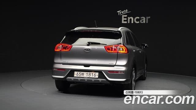 Kia Niro Noblesse, 2018 4
