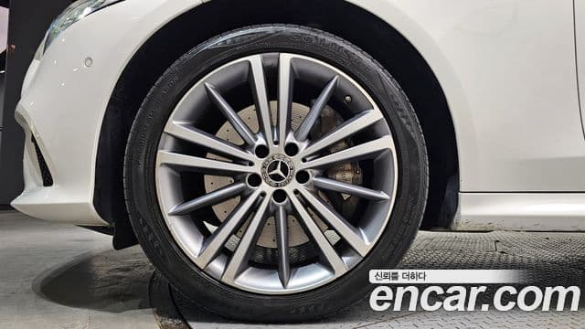 Mercedes-Benz CLS-класс C257 CLS400d 4MATIC, 2019 все фото