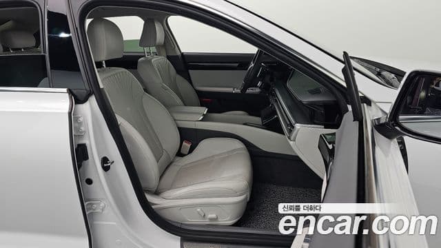 Hyundai Grandeur (GN7) Premium, 2023 10