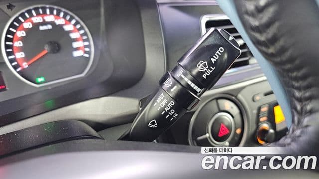 KG모빌리티(SsangYong) Korando Sport Club, 2016 17