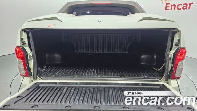 KG모빌리티(SsangYong) Korando Sport Club, 2016 20