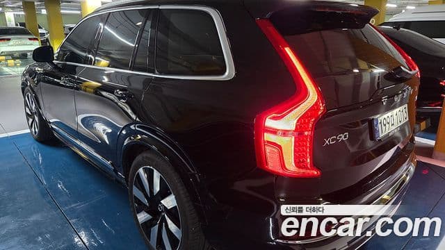 Volvo XC90 2세대 T8 Ultimate Bright гибрид, 2024 4
