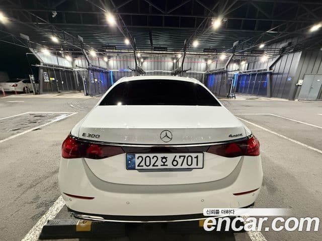 Mercedes-Benz E-класс W214 Exclusive, 2025 7