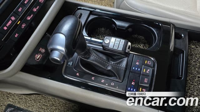 Kia All New Carnival President, 2016 9