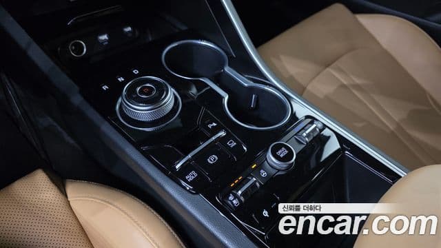 Kia K5 гибрид 3세대 Prestige, 2023 9