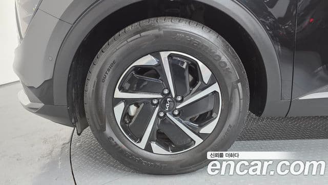 Kia Sportage 5세대 гибрид Prestige 2WD, 2023 все фото