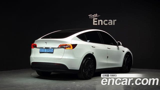 Tesla модель Y, 2024 2