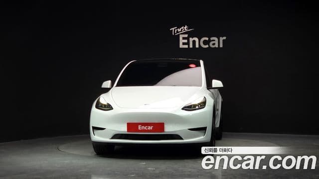 Tesla модель Y, 2024 3