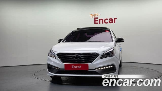 Hyundai LF Sonata Special, 2015 3