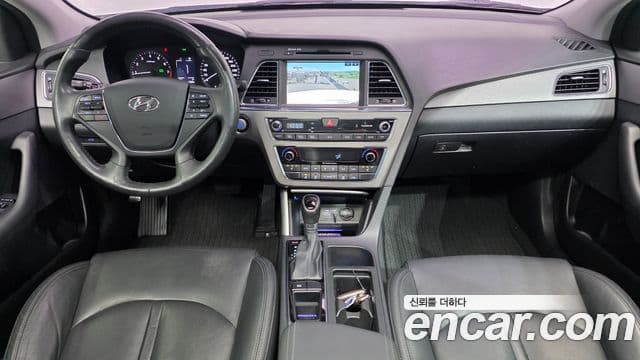 Hyundai LF Sonata Special, 2015 7