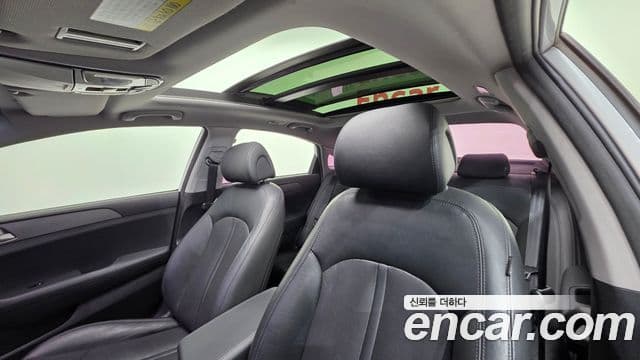 Hyundai LF Sonata Special, 2015 11