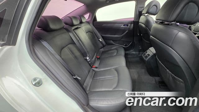 Hyundai LF Sonata Special, 2015 20